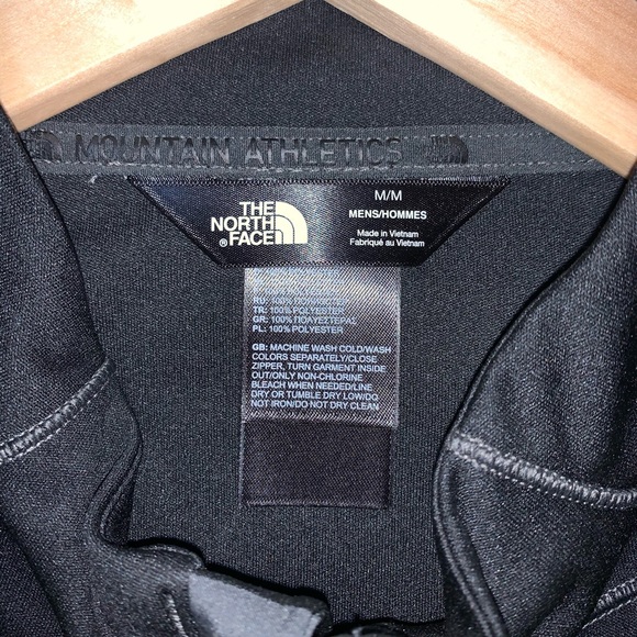 NWT MENS NORTHFACE JACKET - Picture 6 of 7